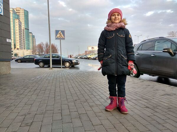 Вот такие ботинки выбрали Анна с дочкой, со скидкой - 47 рублей Вот такие ботинки выбрали Анна с дочкой, со скидкой - 47 рублей - Sputnik Беларусь