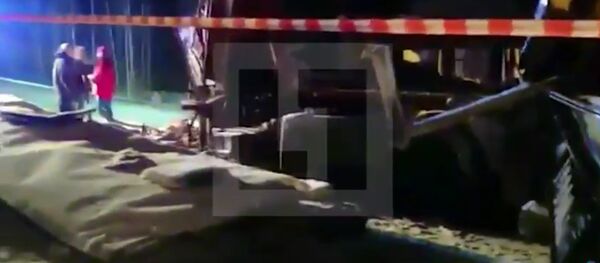 Кадры с места ДТП автобуса с детьми в ХМАО появились в интернете Кадры с места ДТП автобуса с детьми в ХМАО появились в интернете - Sputnik Беларусь