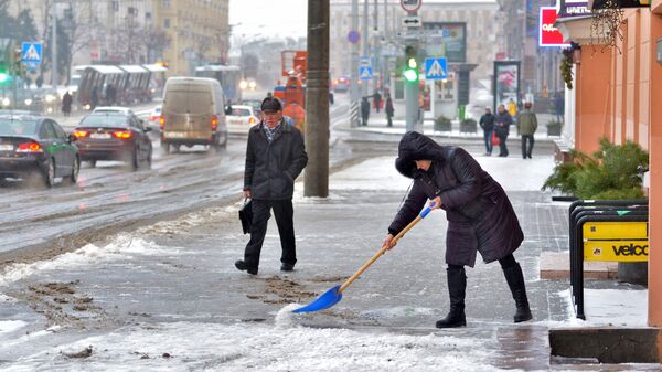 Мокры снег у Мінску, архіўнае фота - Sputnik Беларусь