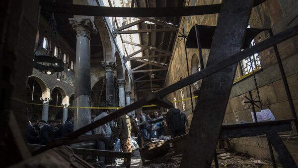 Последствия взрыва в соборном комплексе в Каире - Sputnik Беларусь