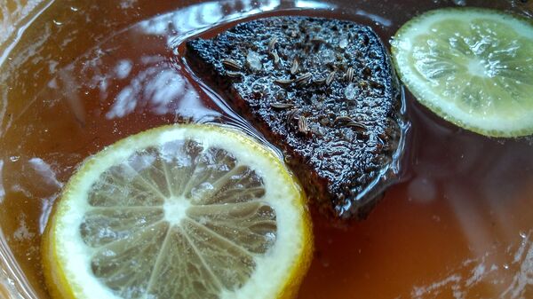 Піва грэтае поснае з мёдам Піва грэтае поснае з мёдам - Sputnik Беларусь