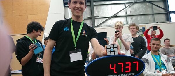 Аўстралійскі студэнт Фелікс Зэмдэгс Аўстралійскі студэнт Фелікс Зэмдэгс - Sputnik Беларусь