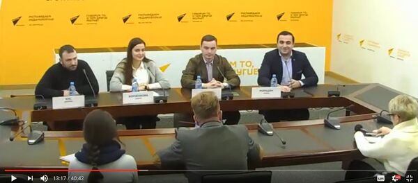 Мигранты обсудили в Минске белорусское гостеприимство - Sputnik Беларусь