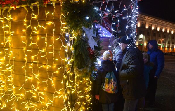 Новогодняя ярмарка в Минске - Sputnik Беларусь