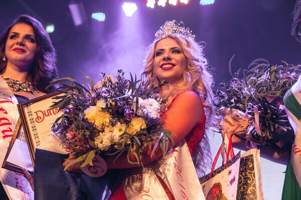 Победительница конкурса Супер леди 2016 Олеся Довгель из КонтеСпа - Sputnik Беларусь