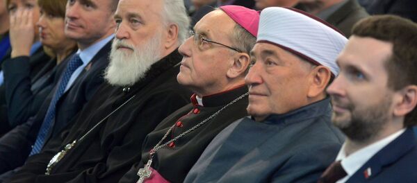 Главы основных религиозный конфессий, зарегистрированных в Беларуси,  вошли в состав правления Белорусского фонда мира - Sputnik Беларусь