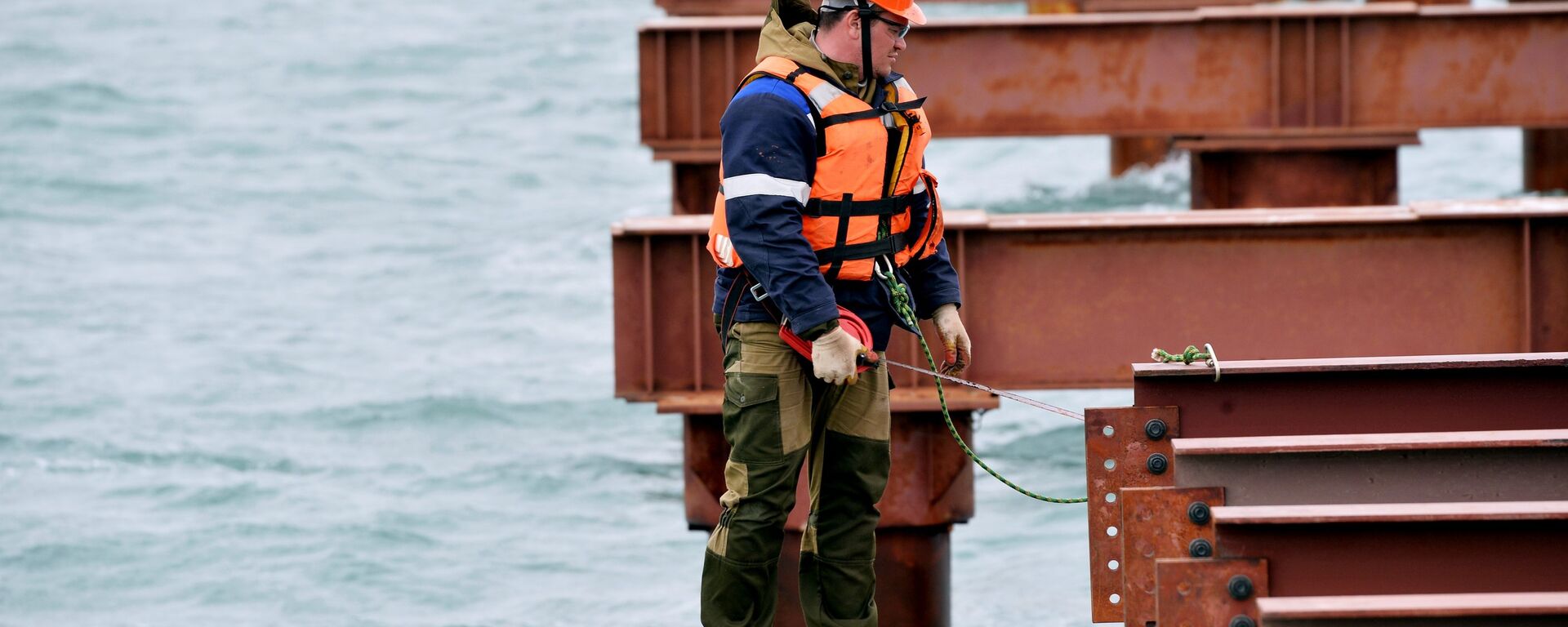 Строительство моста, архивное фото - Sputnik Беларусь, 1920, 21.11.2025