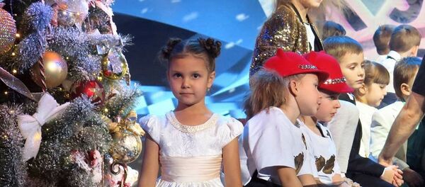 Дария Скоморощенко в новогоднем выпуске Лучше всех - Sputnik Беларусь