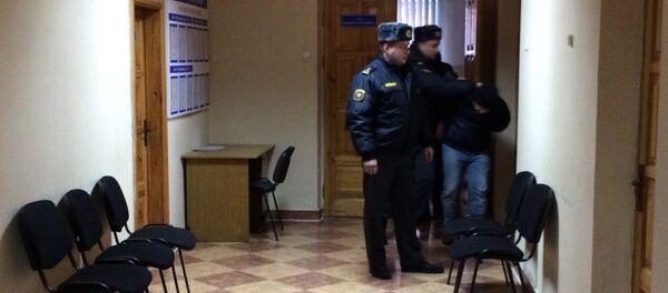 Обвиняемый в зале суда - Sputnik Беларусь