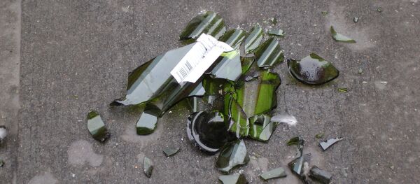 Разбитая бутылка, архивное фото - Sputnik Беларусь