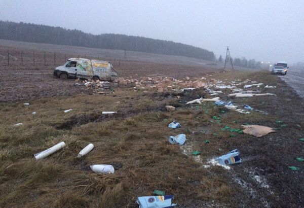 Место аварии на трассе М1 - Sputnik Беларусь