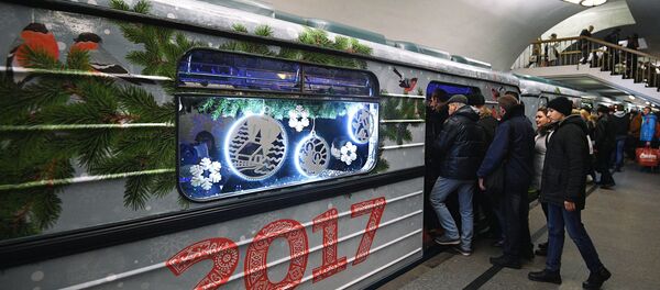 Новогодний поезд - Sputnik Беларусь