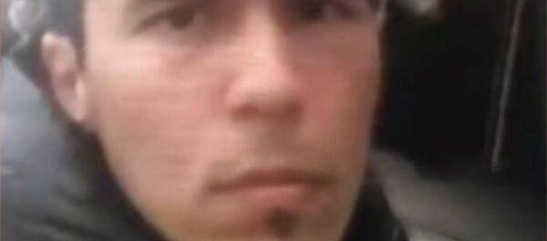 Полиция обнародовала видео предполагаемого исполнителя теракта в Стамбуле - Sputnik Беларусь