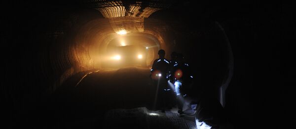 Самоходный вагон в шахте рудника, архивное фото - Sputnik Беларусь