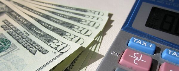 Калькулятар і долары, архіўнае фота - Sputnik Беларусь