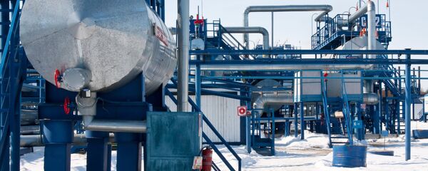 Камунікацыі і ўстаноўкі падрыхтоўкі і перапампоўкі нафты, архіўнае фота Камунікацыі і ўстаноўкі падрыхтоўкі і перапампоўкі нафты, архіўнае фота - Sputnik Беларусь