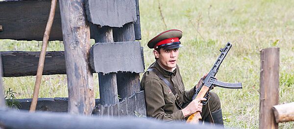 Здымаецца фільм Сляды на вадзе Здымаецца фільм Сляды на вадзе - Sputnik Беларусь