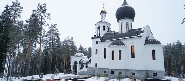 Свято-Ксениевский женский монастырь Свято-Ксениевский женский монастырь - Sputnik Беларусь