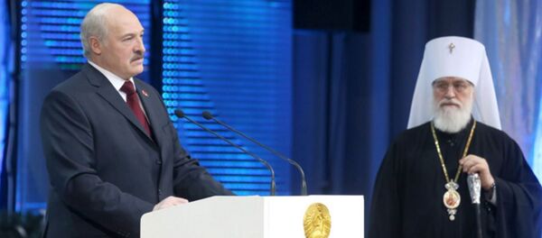 Президент Беларуси Александр Лукашенко на церемонии вручения премии За духовное возрождение - Sputnik Беларусь
