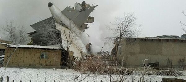 Недалеко от бишкекского аэропорта Манас упал грузовой борт марки Боинг-747, принадлежавший компании Turkish Airlines - Sputnik Беларусь