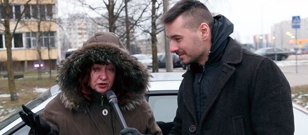 Женщина на субарике уверена в своих водительских навыках - Sputnik Беларусь