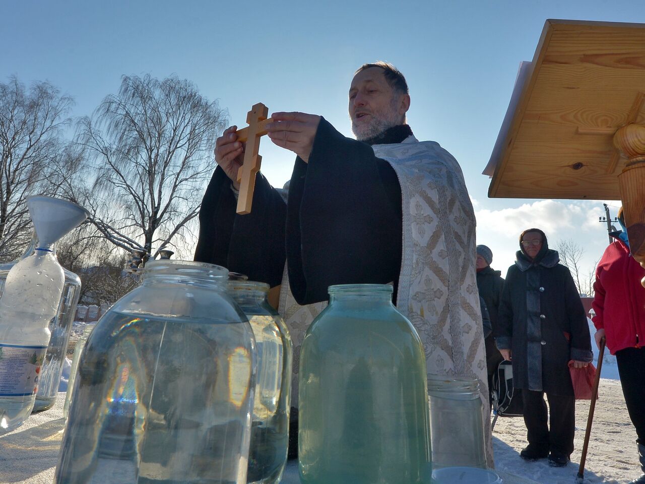 Православные встречают крещенский сочельник и освящают воду - 18.01.2022,  Sputnik Беларусь