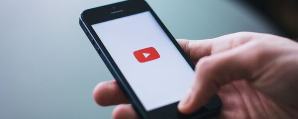 Логотип YouTube Логотип YouTube - Sputnik Беларусь
