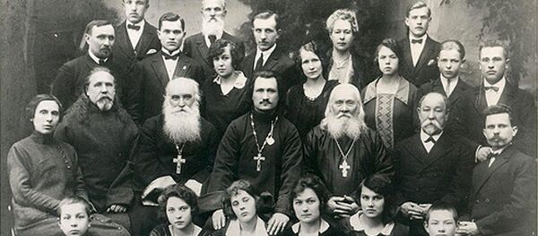 Хор Прачысценскага сабору ў Вільні, сядзіць крайні справа — Рыгор Шырма Хор Прачысценскага сабору ў Вільні, сядзіць крайні справа — Рыгор Шырма - Sputnik Беларусь