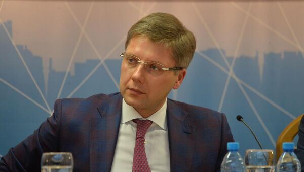Мэр Риги Нил Ушаков на пресс-конференции в Минске - Sputnik Беларусь