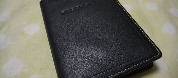 Обложка паспорта, архивное фото - Sputnik Беларусь