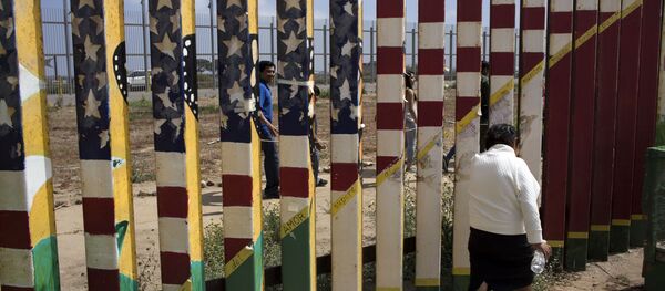 Стена на американо-мексиканской границе - Sputnik Беларусь