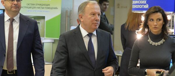 Вице-премьер Василий Жарко (в центре), архивное фото - Sputnik Беларусь