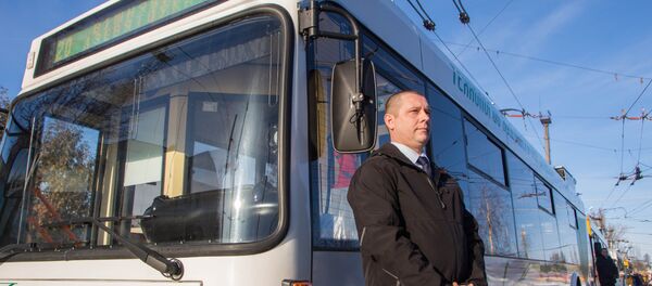 В Гродно открыли первый в стране маршрут с бесконтактными троллейбусами - Sputnik Беларусь