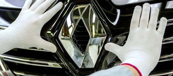 Логотип Renault - Sputnik Беларусь