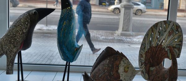 В галерею на проспекте любят заглянуть туристы - Sputnik Беларусь