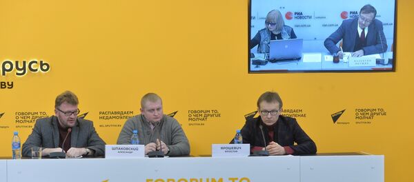 Видеомост Минск - Киев, посвященный прогнозу развития торгово-экономического развития отношений между Беларусью и Украиной на 2017 год - Sputnik Беларусь