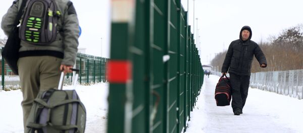 Забор на границе, архивное фото - Sputnik Беларусь