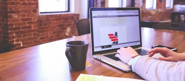 Праца за камп'ютарам Праца за камп'ютарам - Sputnik Беларусь