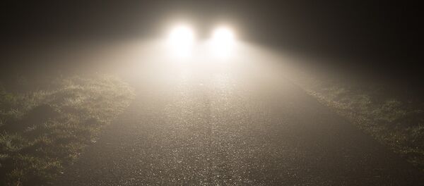 Фары встречного автомобиля - Sputnik Беларусь