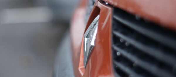 Радиаторная решетка автомобиля Renault - Sputnik Беларусь