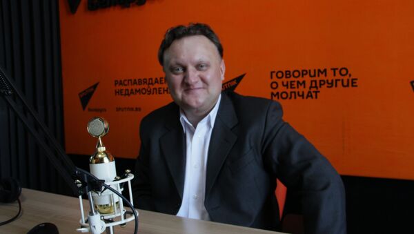 Заслуженный артист Республики Беларусь, художественный руководитель и главный дирижер Президентского оркестра Виктор Бабарикин - Sputnik Беларусь