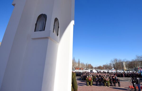 Митинг посетили представители власти, трудовых коллективов, общественных организаций, православной церкви. - Sputnik Беларусь