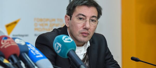 Политолог Ильгар Велизаде - Sputnik Беларусь