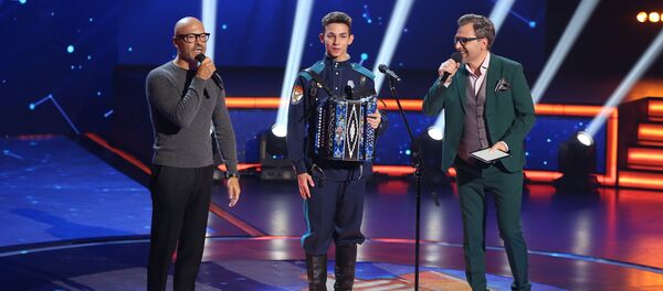 Кадр из музыкального шоу Ты Супер! - Sputnik Беларусь