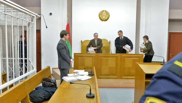 Председательствует на процессе судья Петр Орлов - Sputnik Беларусь