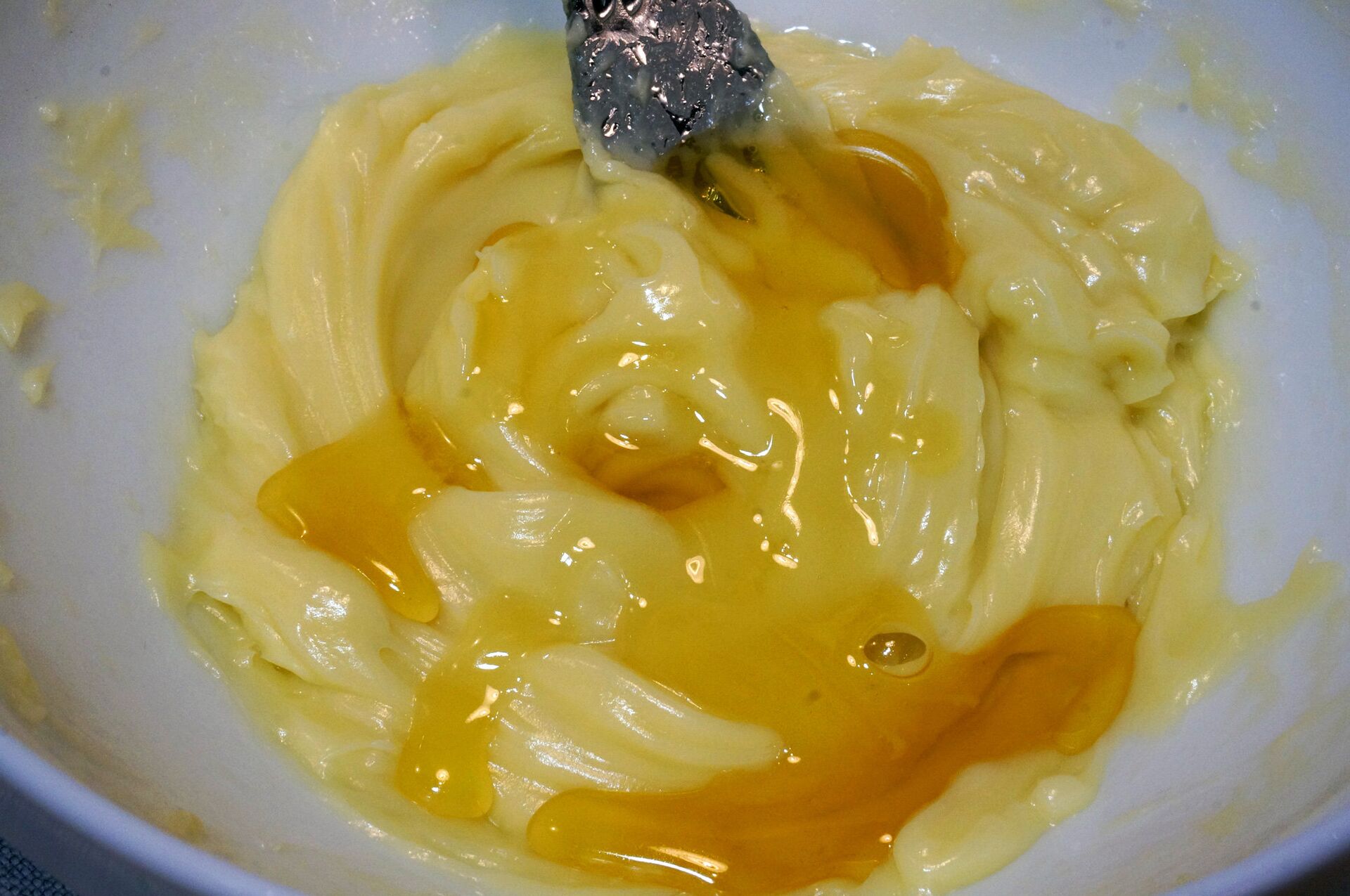 Готовим соус к блинам - Sputnik Беларусь, 1920, 13.10.2025