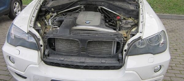 Изъятый правоохранителями автомобиль BMW - Sputnik Беларусь