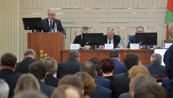 Министр энергетики Беларуси Владимир Потупчик на пресс-конференции в Минске - Sputnik Беларусь