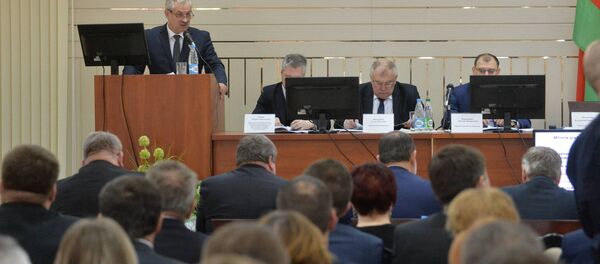 Министр энергетики Беларуси Владимир Потупчик на пресс-конференции в Минске Министр энергетики Беларуси Владимир Потупчик на пресс-конференции в Минске - Sputnik Беларусь