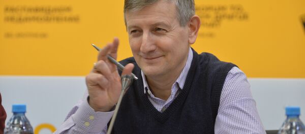 Экономист, бывший член рабочей группы Совмина по формированию странового имиджа Ярослав Романчук - Sputnik Беларусь
